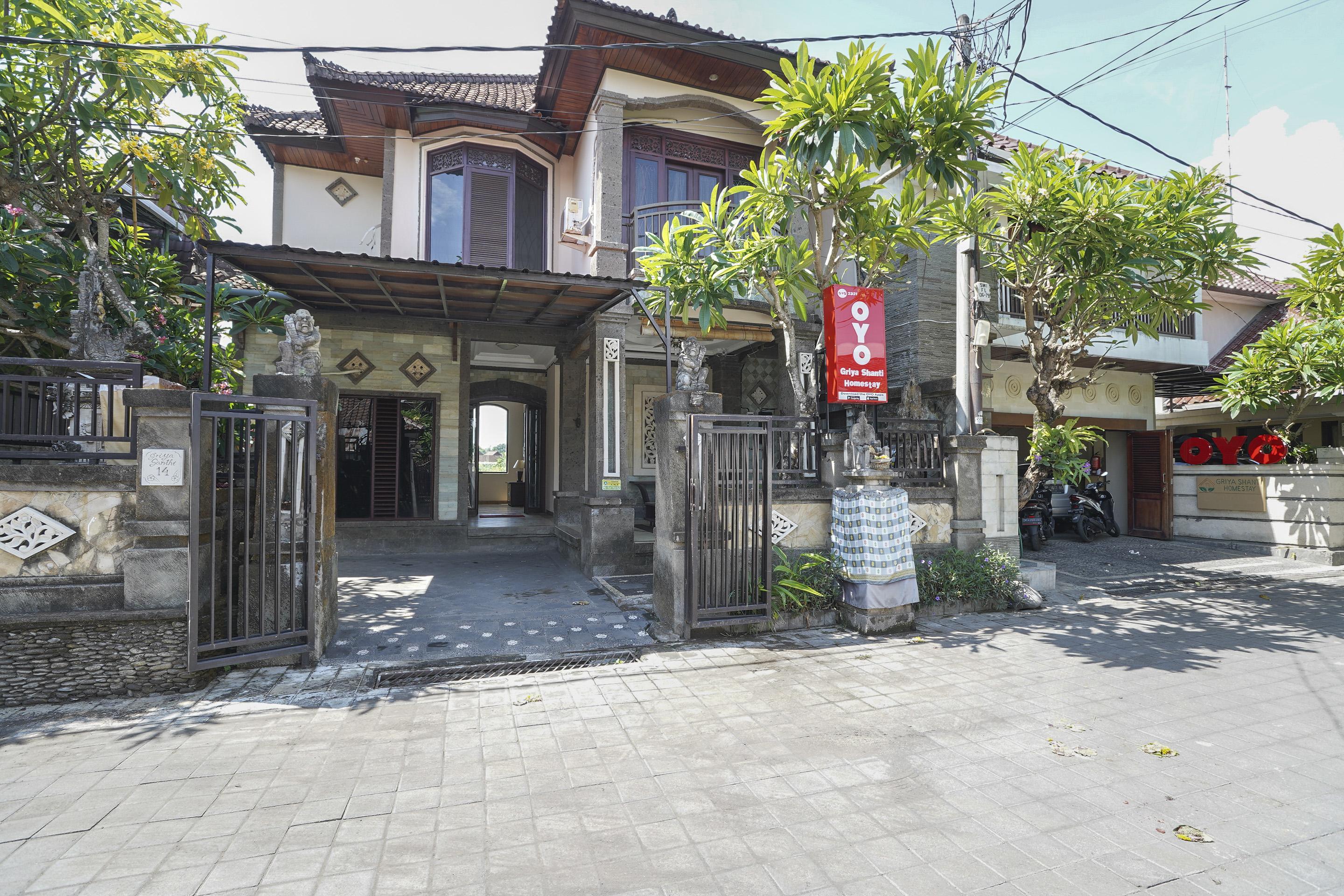 Ketewel Oyo 2321 Griya Shanti Homestay מראה חיצוני תמונה